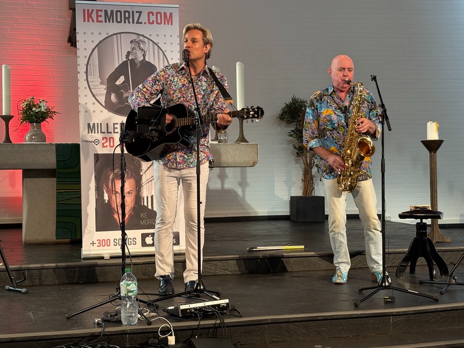 Ike Moriz skulls and stars tour 2025duo germany june july live music rock pop swing jazz auferstehungskirche lohbrugge
