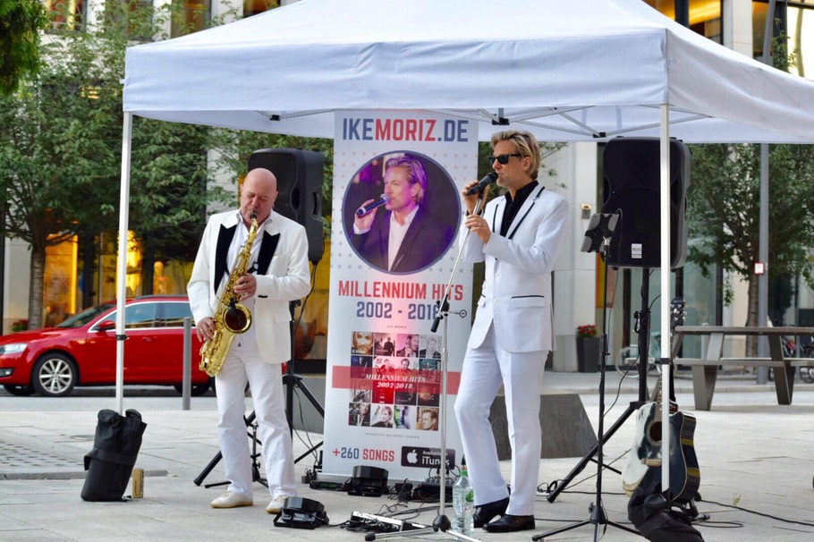 Ike Moriz Millennium Hits Tour 2019 live music duo jazz swing pop rock white dinner hanseviertel hamburg